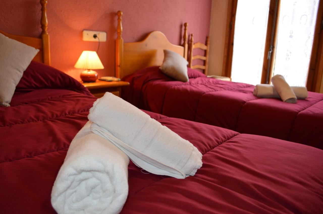 Hostal Pas De La Pera Aransá 外观 照片