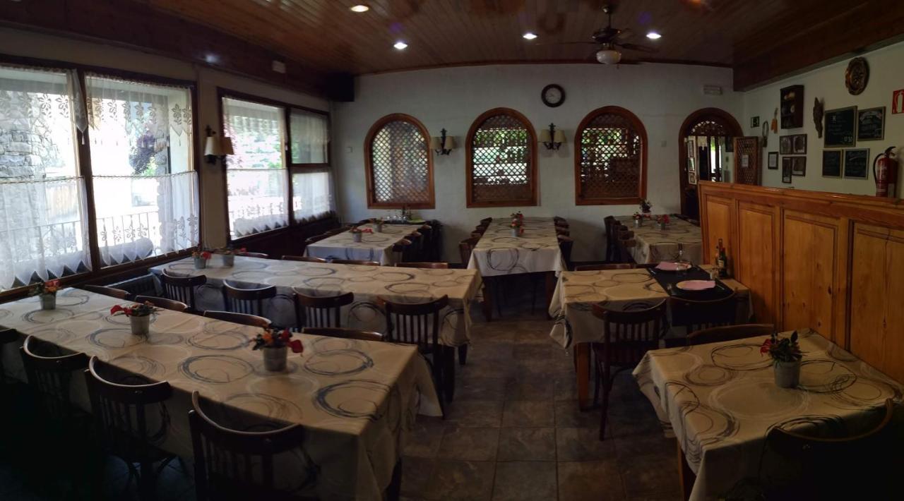Hostal Pas De La Pera Aransá 外观 照片