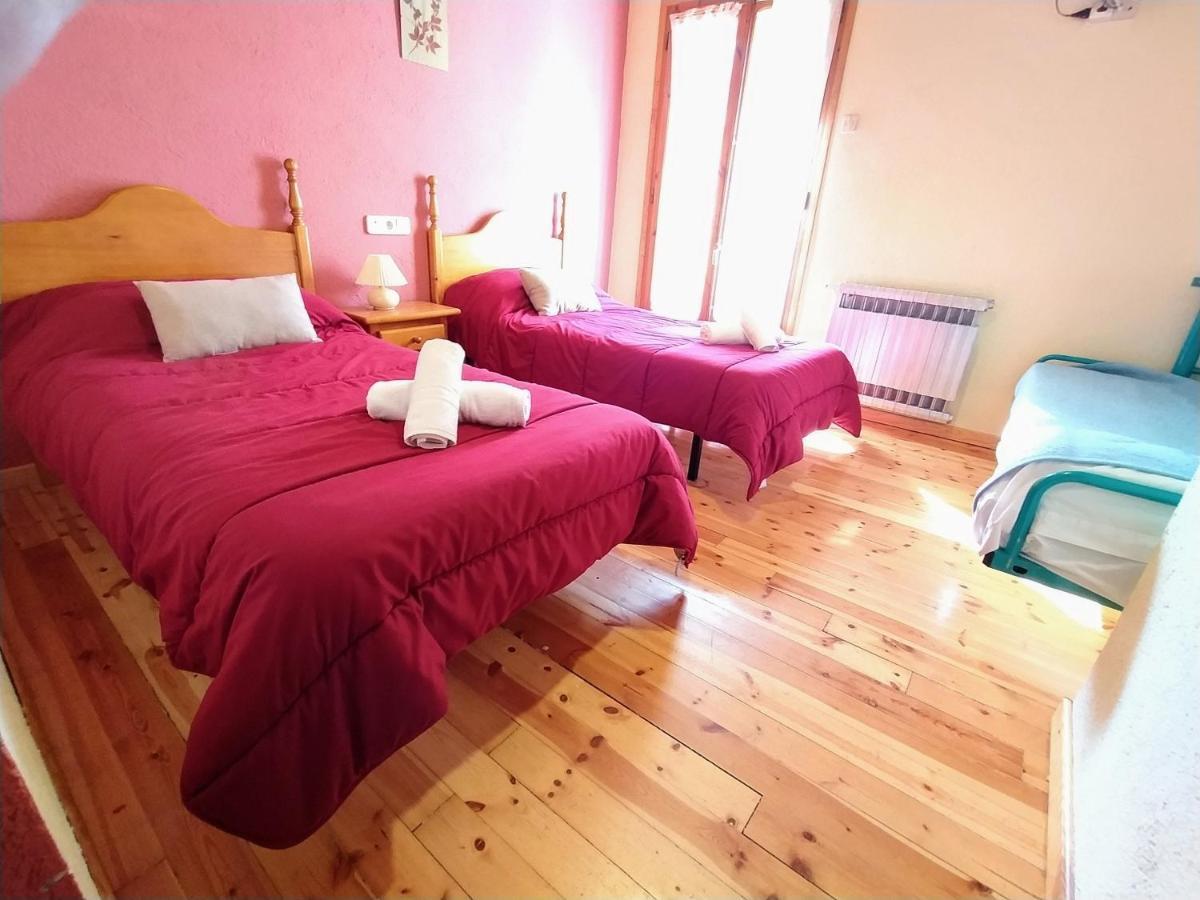 Hostal Pas De La Pera Aransá 外观 照片